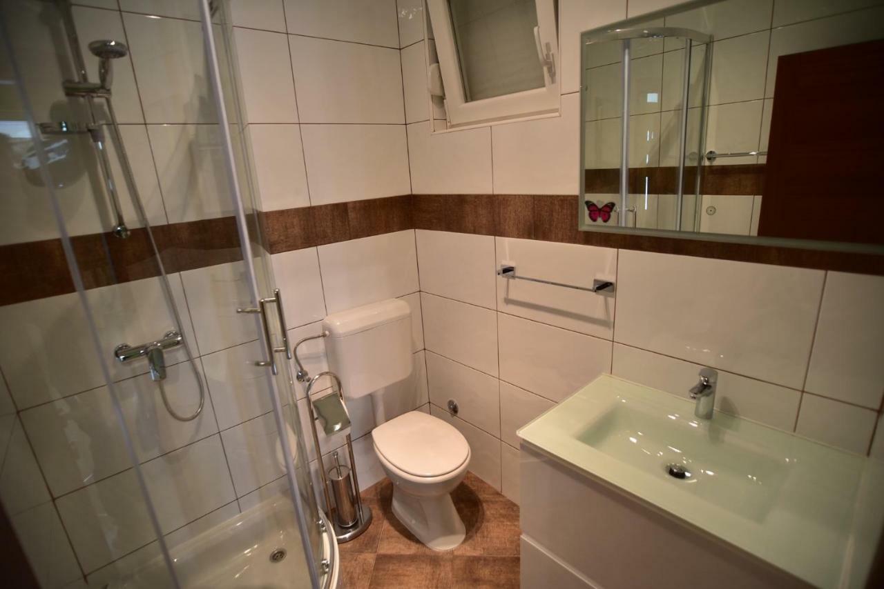 Apartment Lavande 2 Pridraga Bagian luar foto