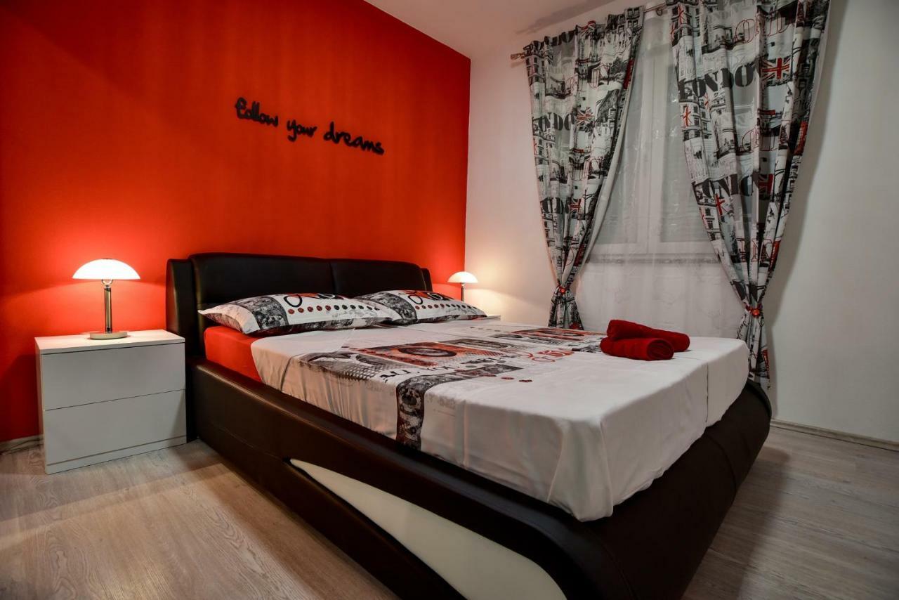 Apartment Lavande 2 Pridraga Bagian luar foto
