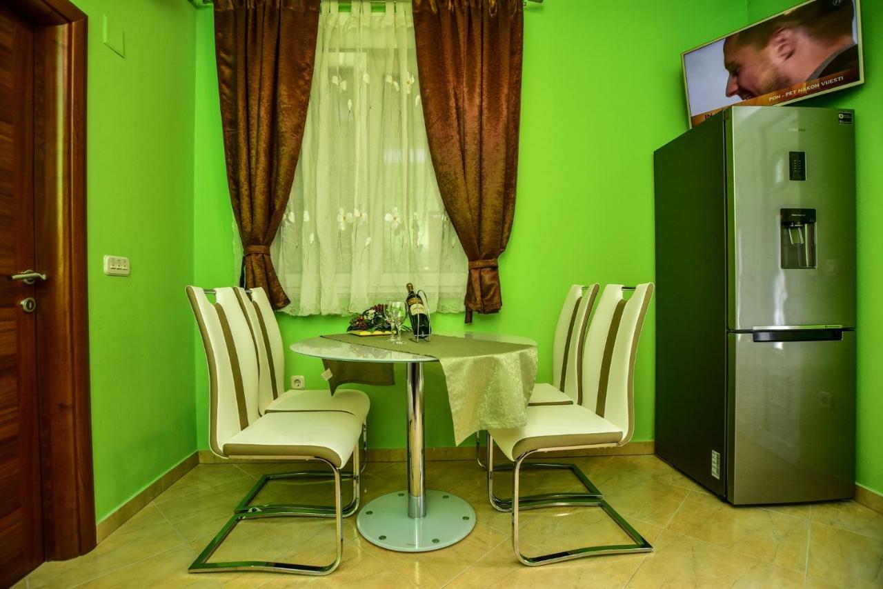 Apartment Lavande 2 Pridraga Bagian luar foto