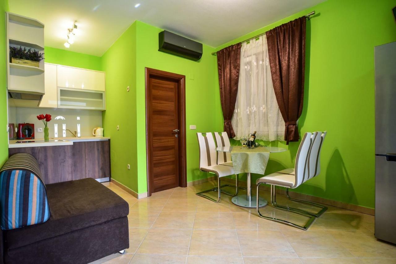 Apartment Lavande 2 Pridraga Bagian luar foto